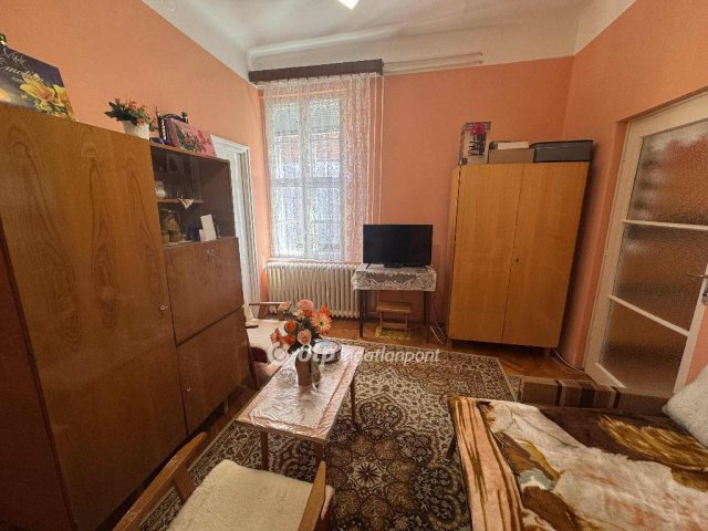 Eladó családi ház, Debrecenben 44.999 M Ft, 2 szobás