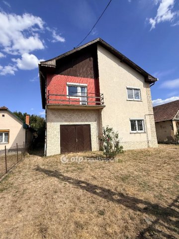 Eladó családi ház, Etesen 30 M Ft, 10+2 szobás