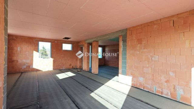 Eladó ikerház, Kecskeméten 89.995 M Ft, 4 szobás