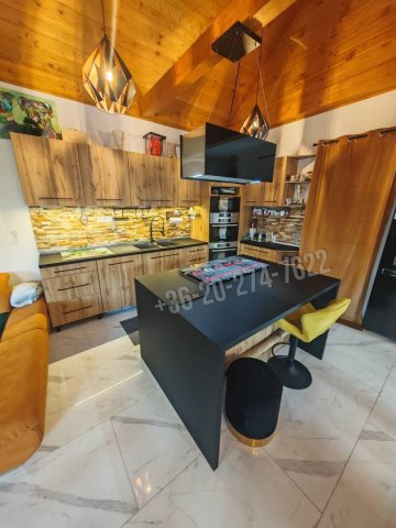 Eladó családi ház, Egerben 119 M Ft, 3 szobás