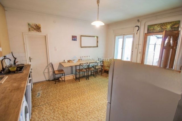 Eladó családi ház, Ecseren 76.8 M Ft, 3 szobás