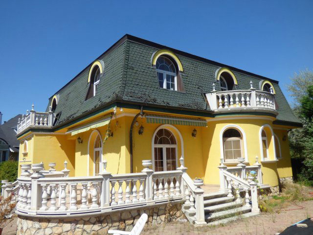 Eladó családi ház, Budapesten, XVI. kerületben 236 M Ft