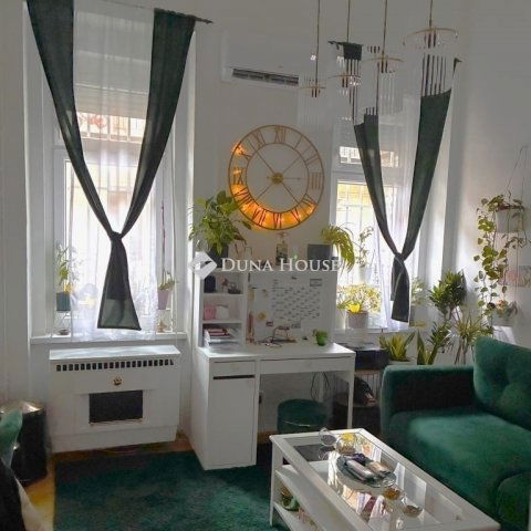 Eladó téglalakás, Budapesten, VII. kerületben 59 M Ft, 1 szobás