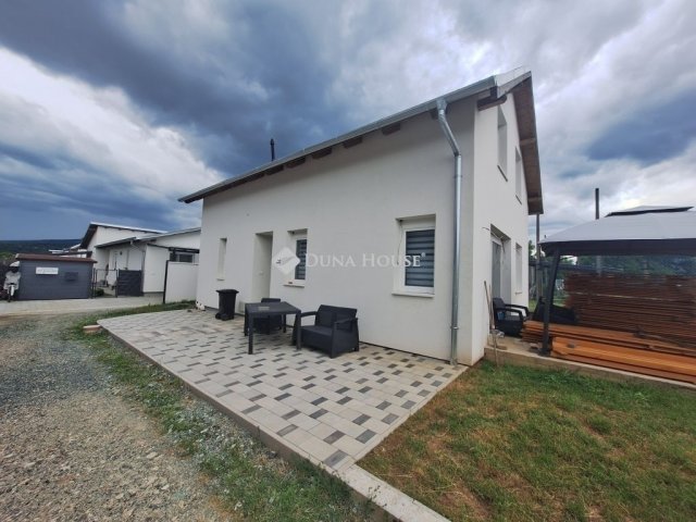 Eladó családi ház, Kőszegen 84.99 M Ft, 5 szobás