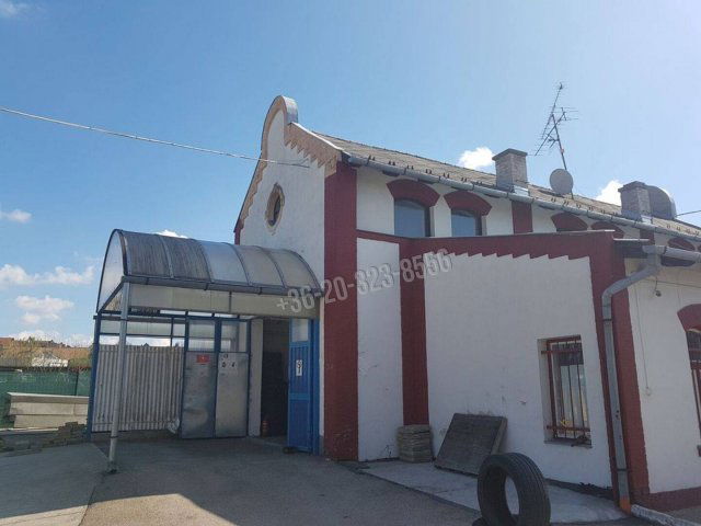 Eladó ipari ingatlan, Budapesten, XVI. kerületben 250 M Ft