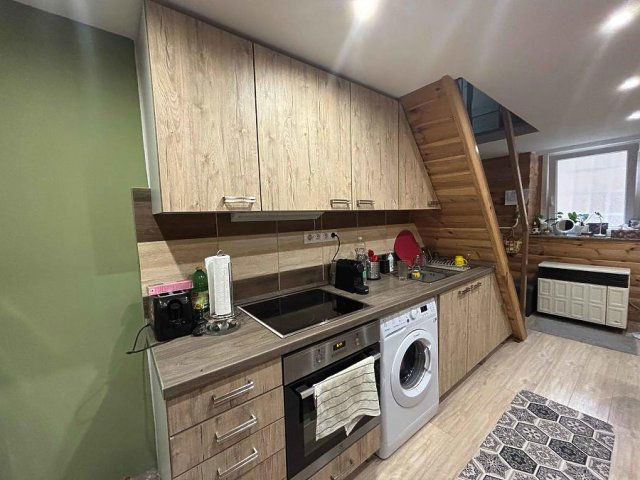 Eladó téglalakás, Budapesten, VI. kerületben, Jókai utcában