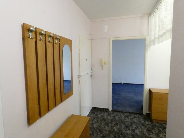 Eladó panellakás, Szegeden, Vág utcában 49.9 M Ft, 1+1 szobás