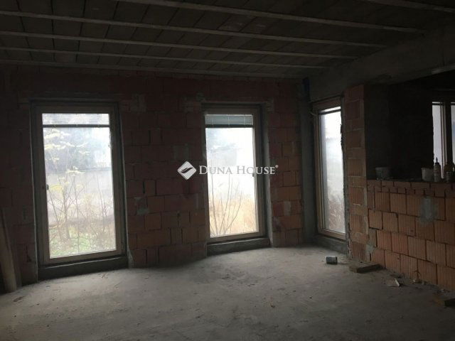 Eladó ikerház, Budapesten, XX. kerületben 119 M Ft, 1 szobás