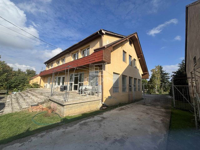 Eladó családi ház, Táplánszentkereszten 128 M Ft, 11+1 szobás