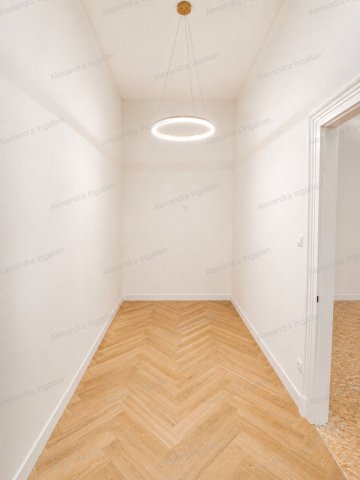 Eladó téglalakás, Budapesten, VI. kerületben, Dessewffy utcában