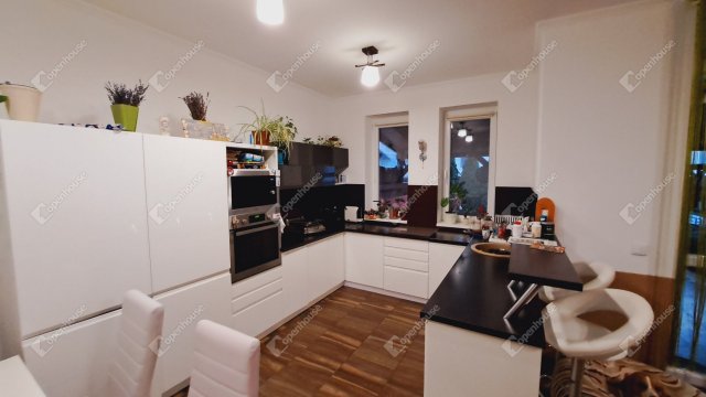 Eladó családi ház, Kazincbarcikán 89.99 M Ft, 4 szobás