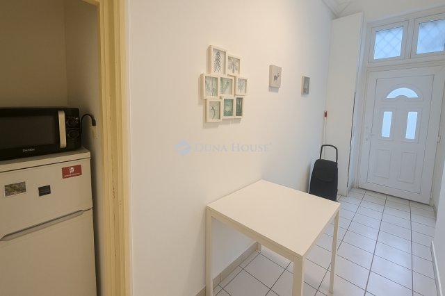 Eladó téglalakás, Budapesten, VII. kerületben 41.9 M Ft