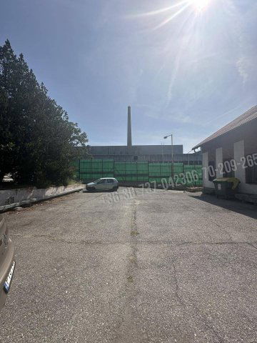 Eladó ipari ingatlan, Budapesten, XXI. kerületben 400 M Ft