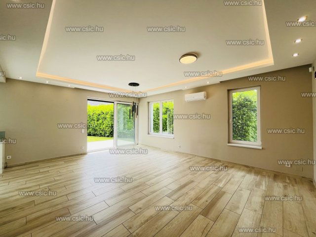 Eladó családi ház, Budapesten, III. kerületben 219.9 M Ft