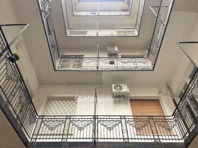 Eladó téglalakás, Budapesten, XIII. kerületben 156 M Ft