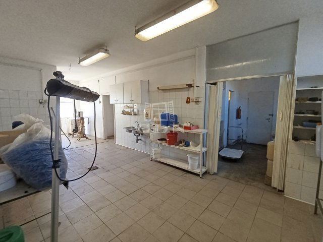 Eladó ipari ingatlan, Baján 75 M Ft / költözzbe.hu