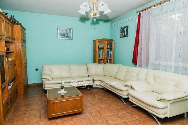 Eladó sorház, Budapesten, XV. kerületben 108 M Ft, 3 szobás