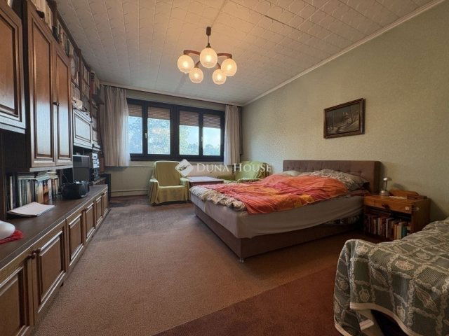 Eladó téglalakás, Budapesten, XXI. kerületben 46.9 M Ft