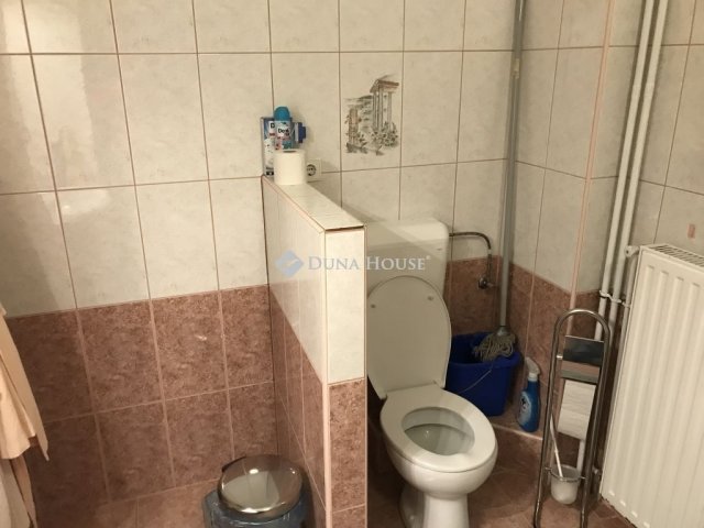 Eladó sorház, Lovasberényben 78 M Ft, 4+1 szobás