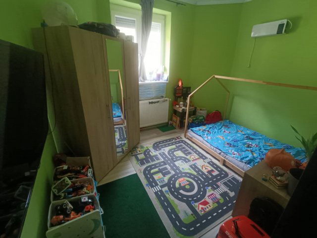 Eladó családi ház, Tatabányán 65 M Ft, 3+1 szobás