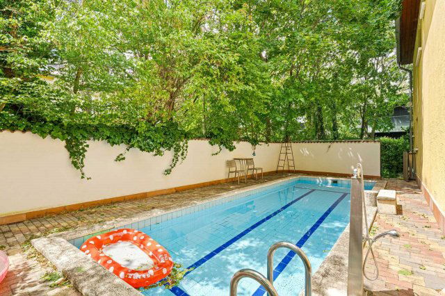 Kiadó családi ház, albérlet, XII. kerületben, Nógrádi utcában