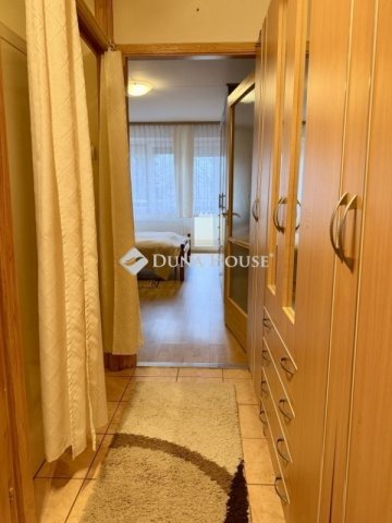 Eladó panellakás, Szombathelyen 32.5 M Ft, 1 szobás