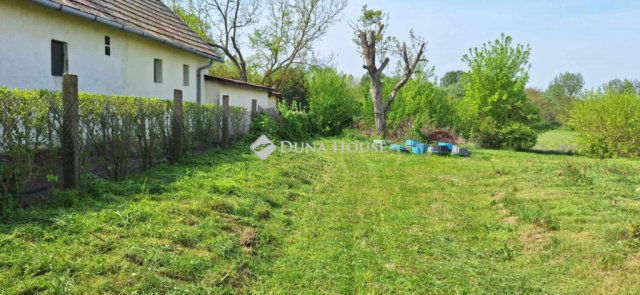 Eladó telek, Balatonbogláron, Fő utcában 65 M Ft