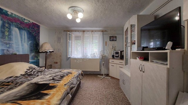 Eladó családi ház, Sarkadon, Szegfű utcában 13 M Ft, 3 szobás