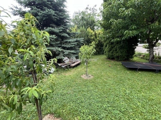 Eladó családi ház, Dunakeszin 187.9 M Ft, 6 szobás