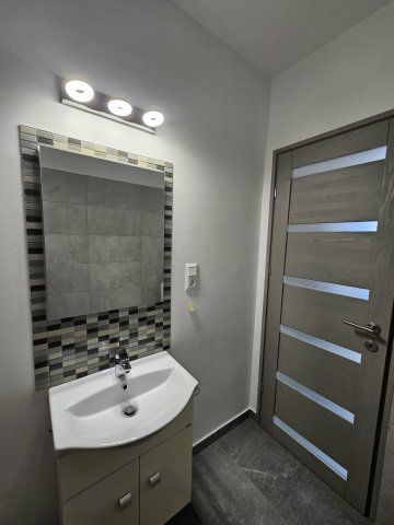 Eladó sorház, Csornán 79.9 M Ft, 4 szobás / költözzbe.hu