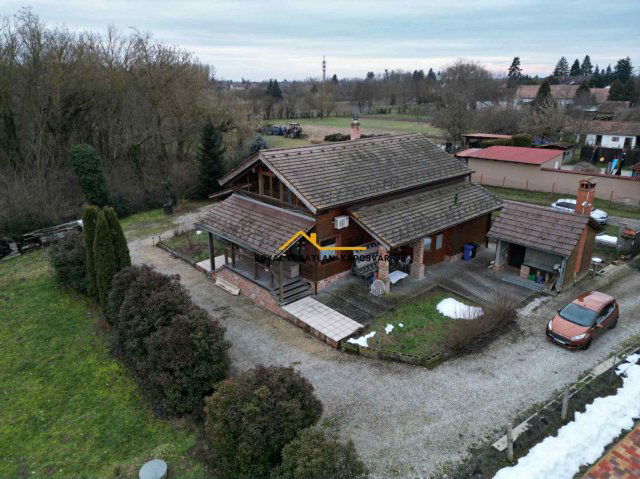 Eladó családi ház, Nagybajomban, Hársfa utcában 80 M Ft