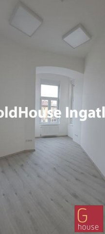 Eladó téglalakás, Budapesten, II. kerületben, Széna téren