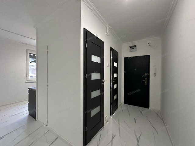 Eladó téglalakás, Kazincbarcikán 35 M Ft, 2 szobás