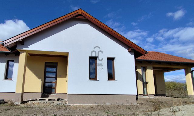 Eladó családi ház, Lajosmizsén 85 M Ft, 4 szobás