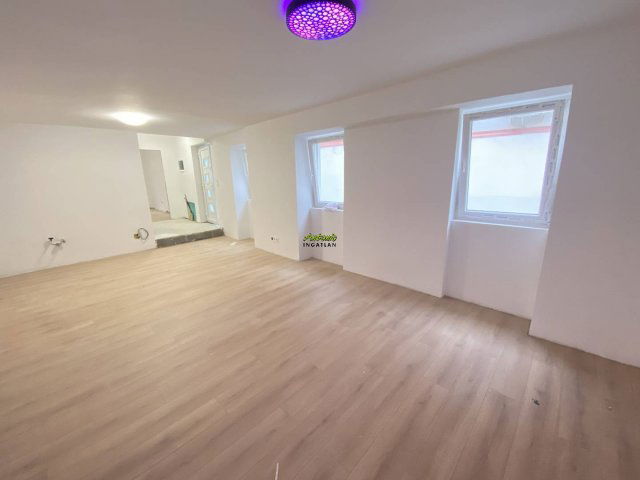 Eladó sorház, Sopronban 53.5 M Ft, 2 szobás