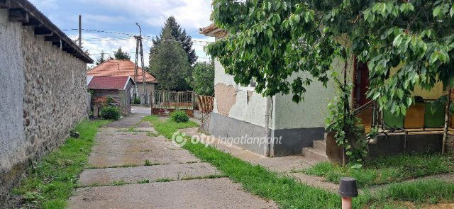 Eladó családi ház, Szurdokpüspökin 27 M Ft, 3 szobás