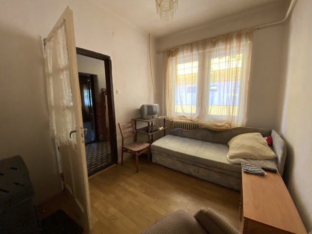 Eladó családi ház, Ramocsaházán 16 M Ft, 2 szobás