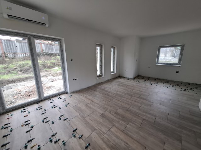 Eladó téglalakás, Mendén, Rét utcában 84.8 M Ft, 3 szobás