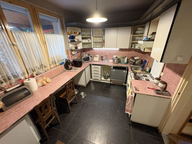 Eladó családi ház, Nagykanizsán 89.9 M Ft, 7 szobás