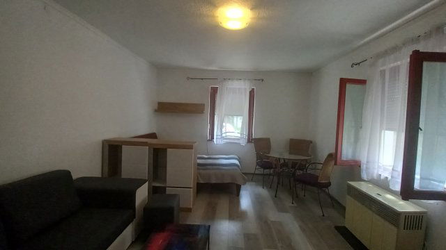 Eladó téglalakás, Pécsett 44.9 M Ft, 1 szobás