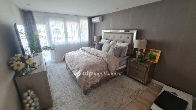 Eladó téglalakás, Egerben 79 M Ft, 2 szobás