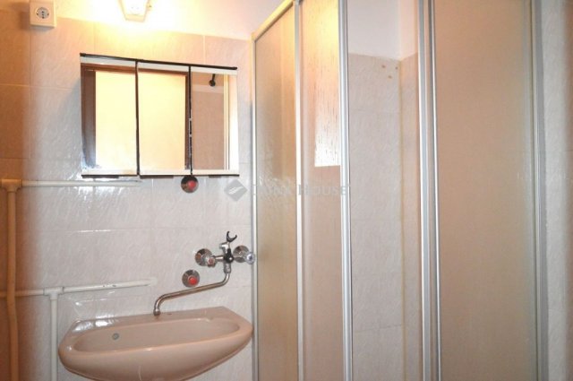 Eladó nyaraló, Tiszacsegén 31 M Ft, 3 szobás