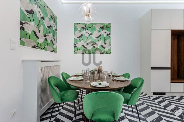 Eladó téglalakás, Budapesten, VI. kerületben 185 M Ft, 4 szobás