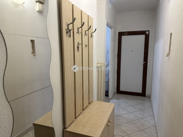 Eladó téglalakás, Budapesten, X. kerületben 64.9 M Ft, 3 szobás