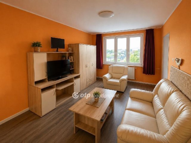 Eladó panellakás, Budapesten, XV. kerületben 64.9 M Ft