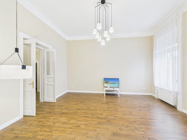 Eladó téglalakás, VII. kerületben, Rottenbiller utcában