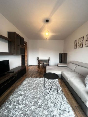 Kiadó panellakás, albérlet, Debrecenben 180 E Ft / hó, 2 szobás