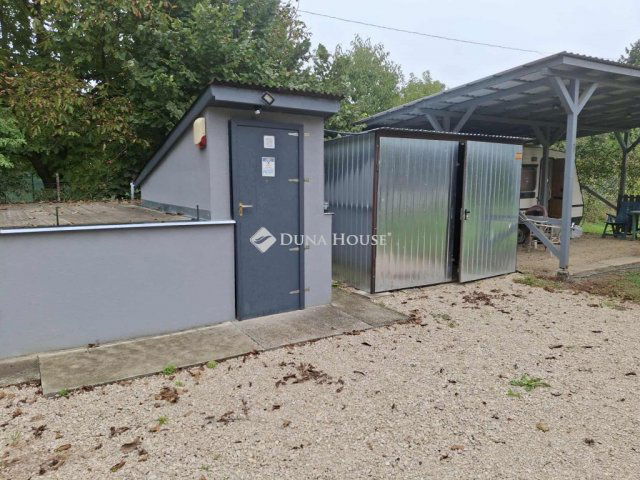 Eladó telek, Győrött 18.816 M Ft, 1 szobás