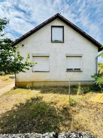 Eladó családi ház, Petneházán 8.9 M Ft, 2 szobás