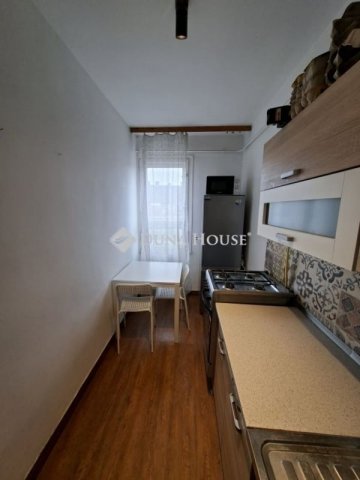 Eladó téglalakás, Szegeden 59.9 M Ft, 2 szobás